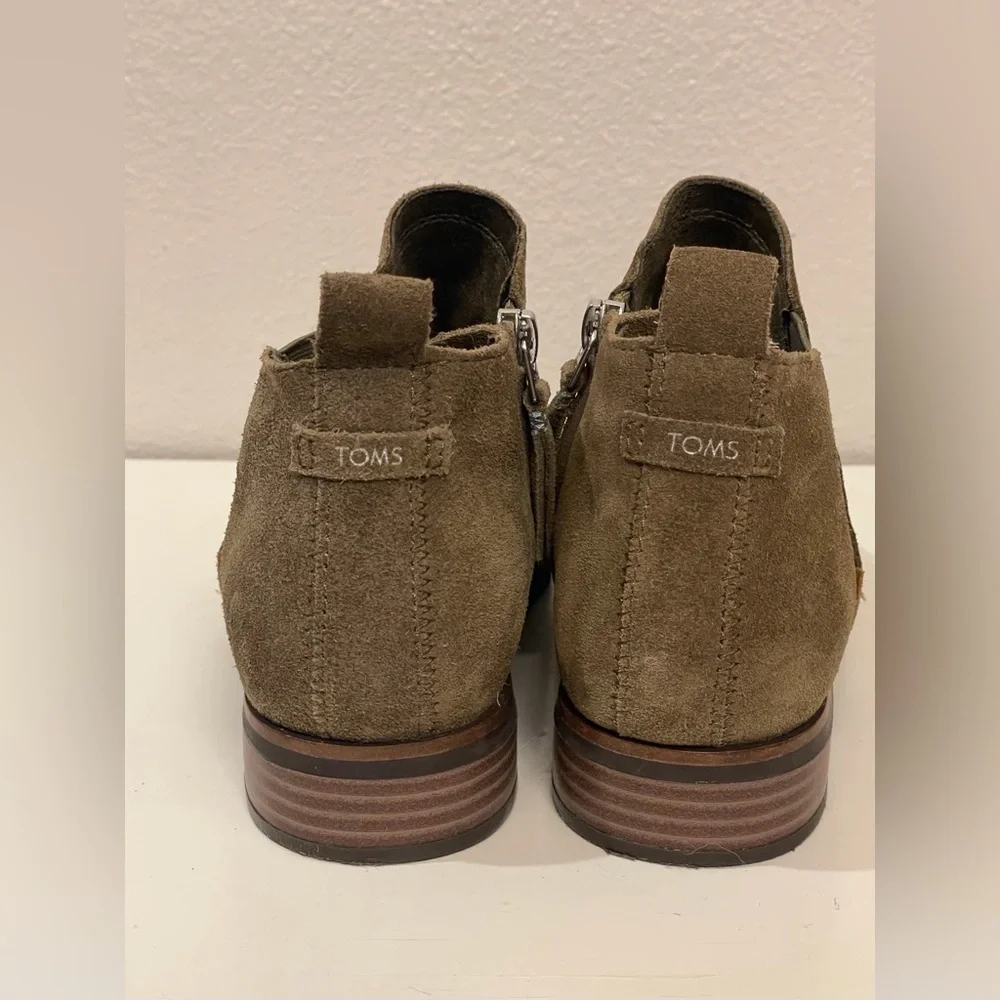 Tom’s Women’s Reese military‎ Olive Suede Boots Size 7.5